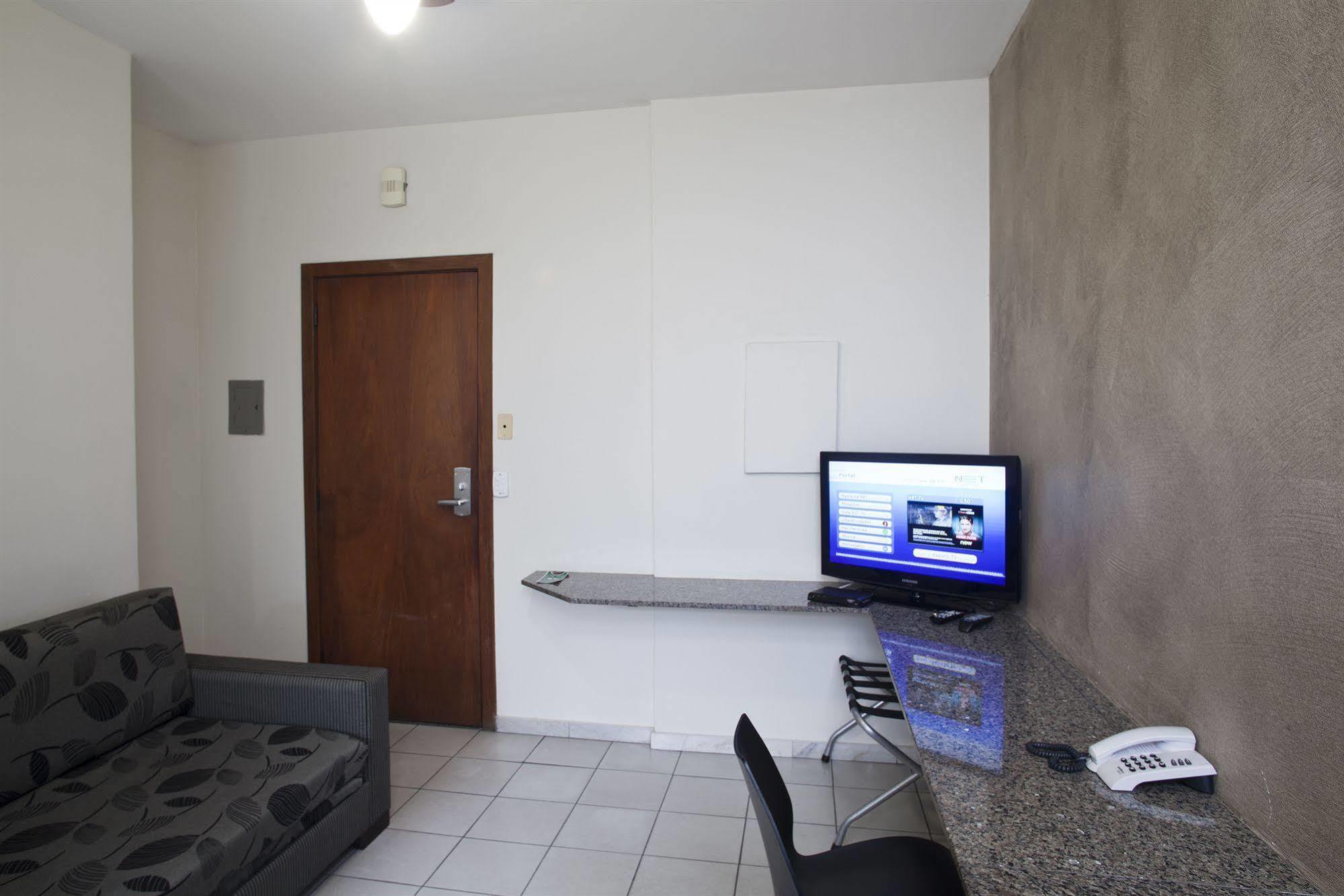 Pampulha Flat Aparthotel เบโลโอรีซอนชี ภายนอก รูปภาพ